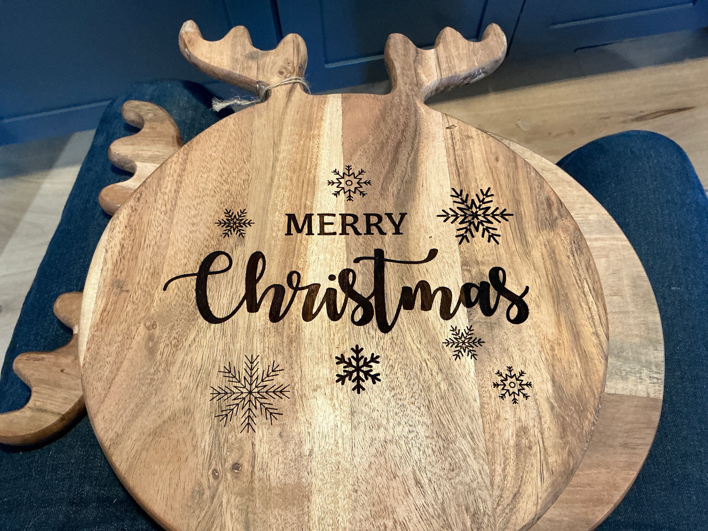 Merry Christmas Deer Board