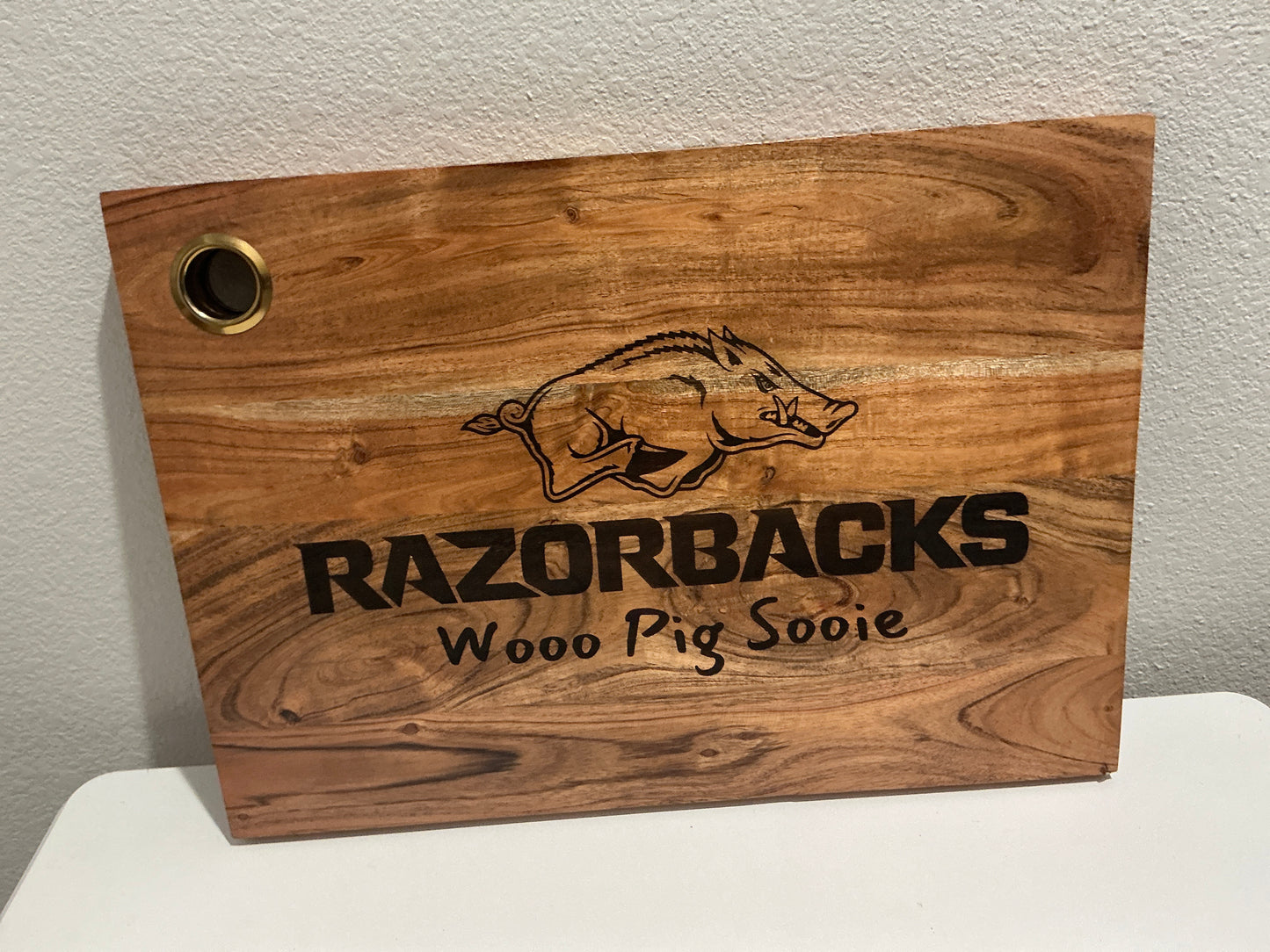 Razorback Corner Hole