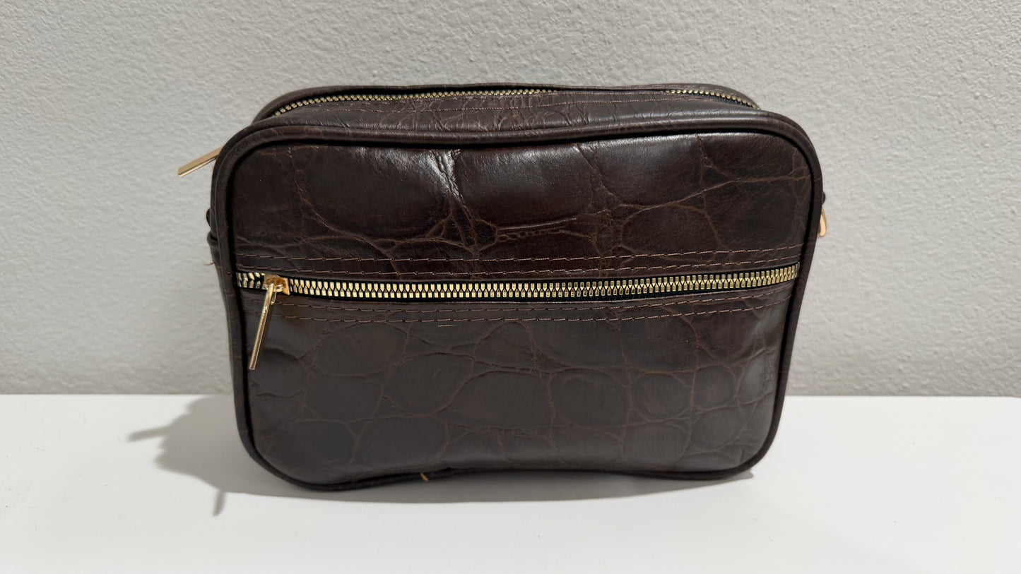 Women’s Leather Medium Crossbody