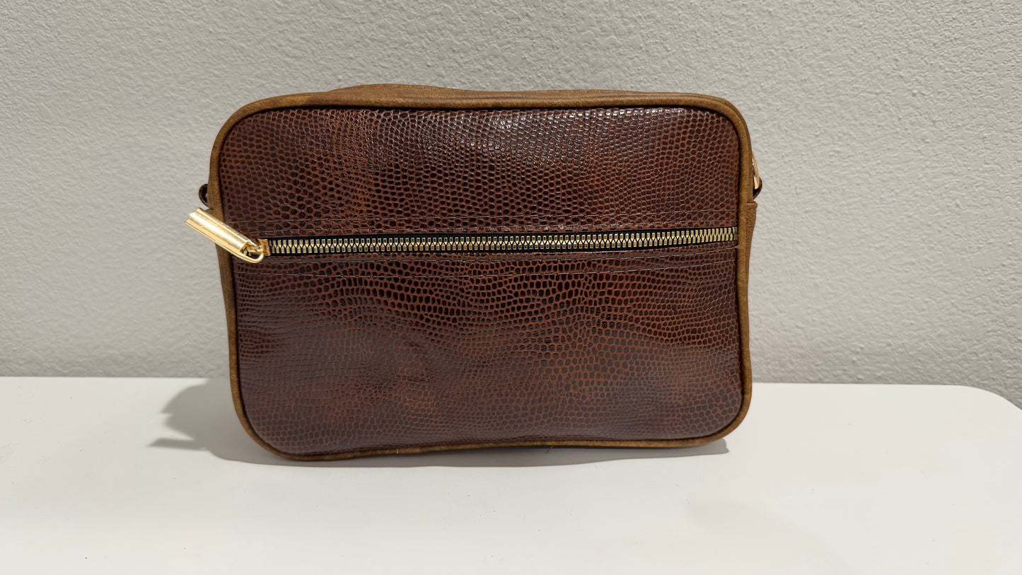 Women’s Leather Medium Crossbody