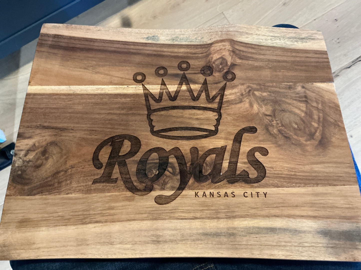 Royals Live Edge