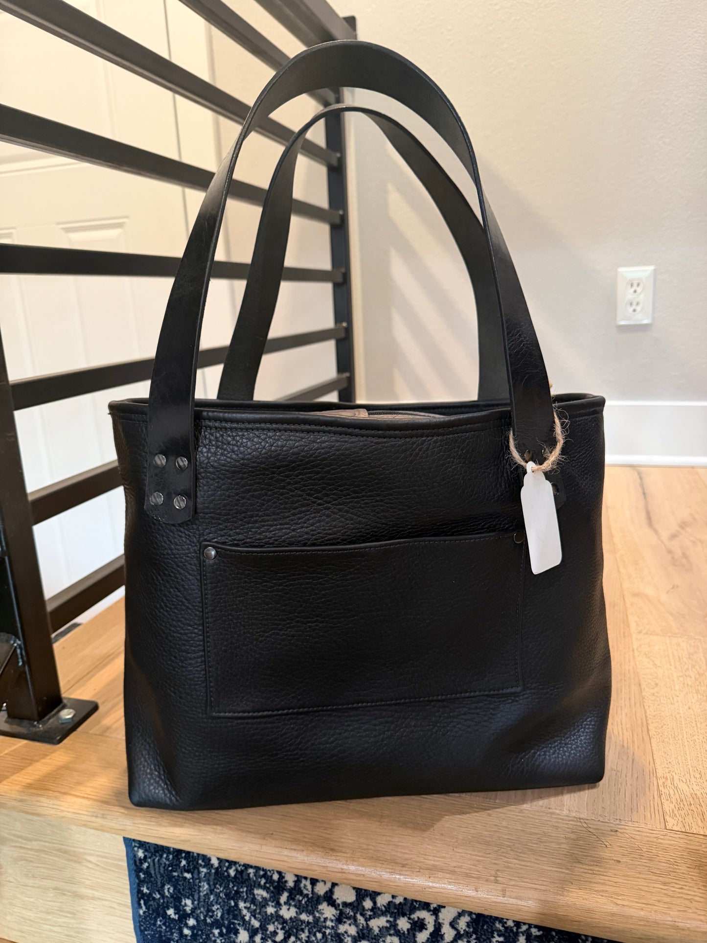 Large Leather Tote Bag - Pebbled