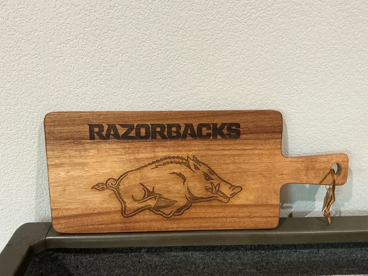 Razorback Handle