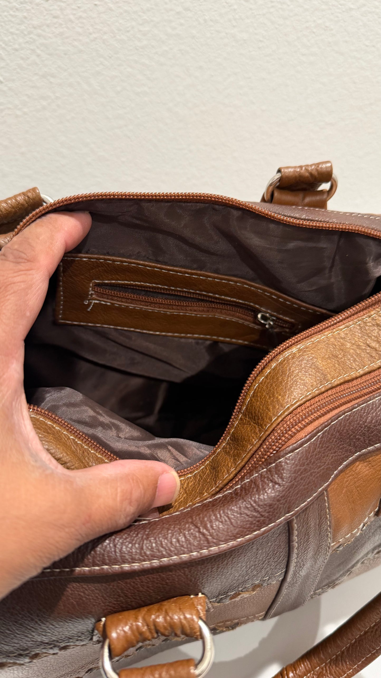 Women’s Leather Barrel Purse